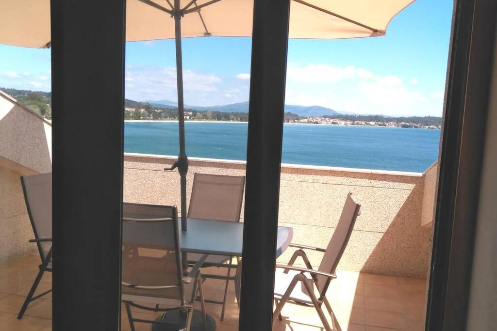 Impresionantes Vistas Al Mar Cerca De Santiago Boiro Exterior foto